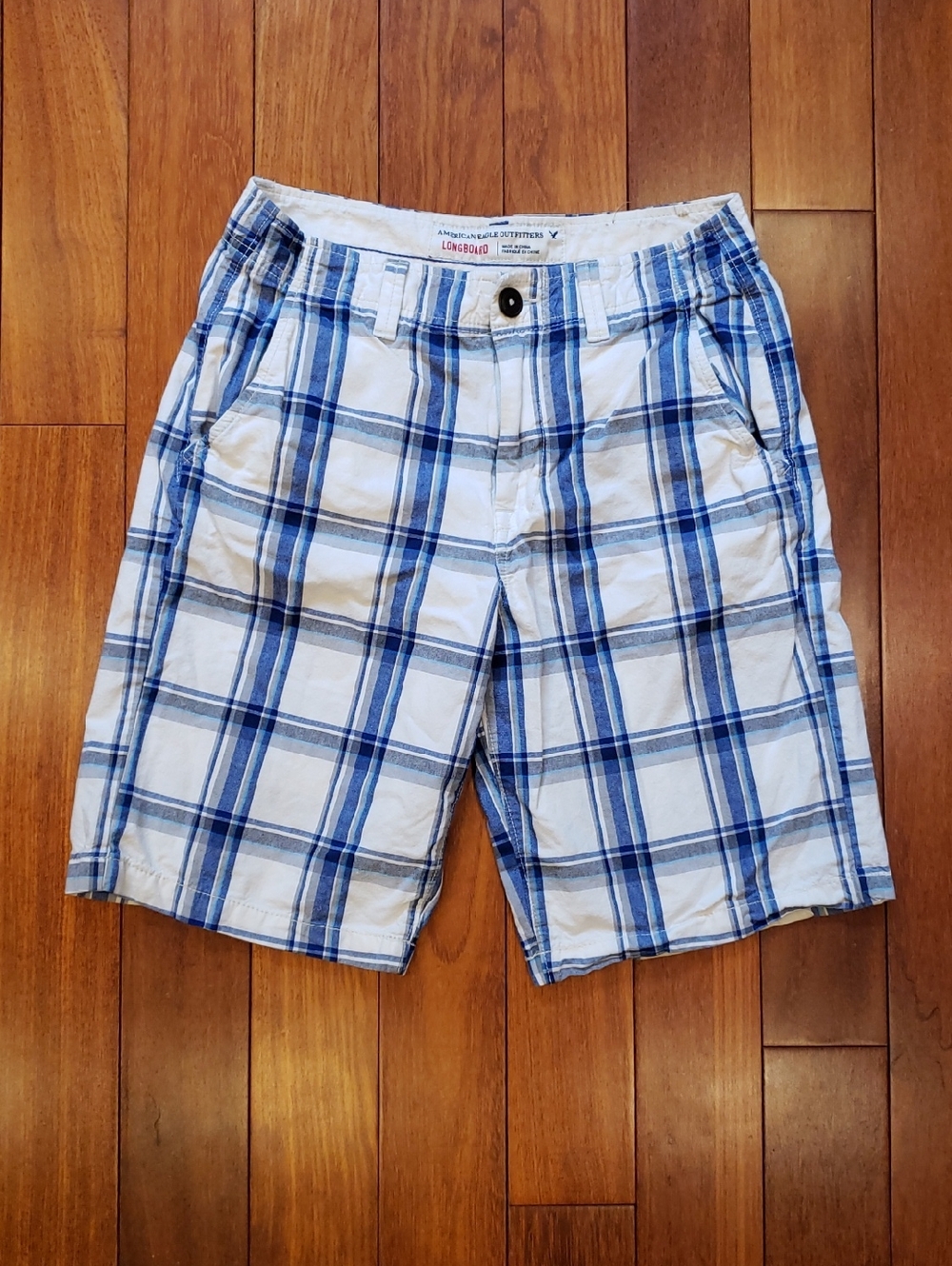 Men's size 28 American Eagle Plaid Shorts 10"